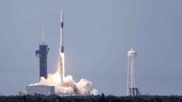 NASA - SpaceX: Εκτοξεύθηκε η επανδρωμένη αποστολή προς τον Διεθνή Διαστημικό Σταθμό (ΒΙΝΤΕΟ)