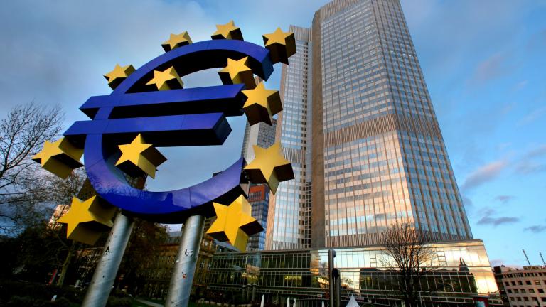 ΕΚΤ: Αυξάνει το έκτακτο πρόγραμμα αγοράς ομολόγων κατά 600 δισεκ. Ευρώ