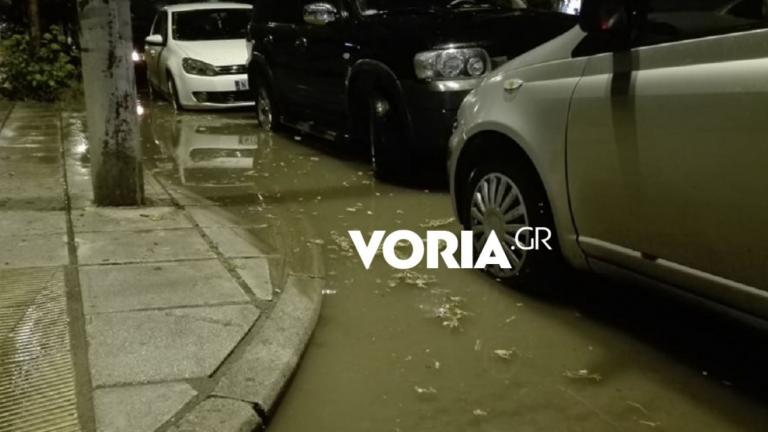 Θεσσαλονίκη: Κακοκαιρία εξπρές με βροχή, σφοδρή χαλαζόπτωση και πολλούς κεραυνούς (ΒΙΝΤΕΟ-ΦΩΤΟ)