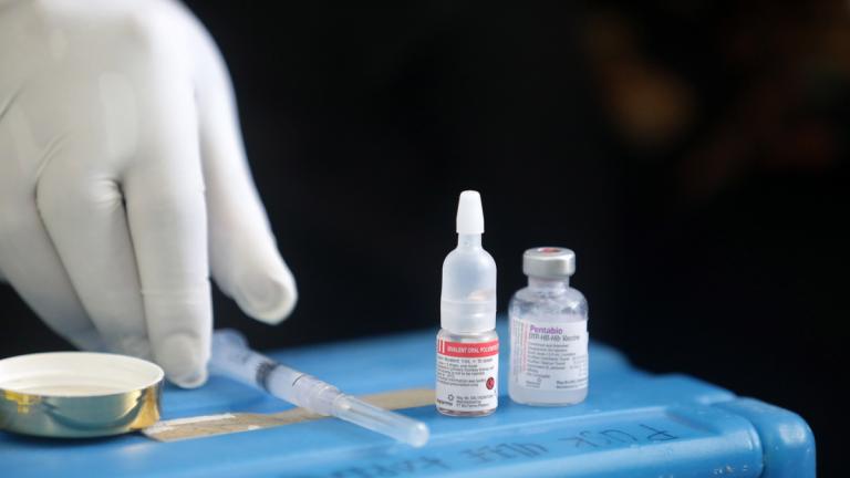 Handelsblatt: Το Βερολίνο συγκροτεί συμμαχία για το εμβόλιο κατά του κορωνοϊού