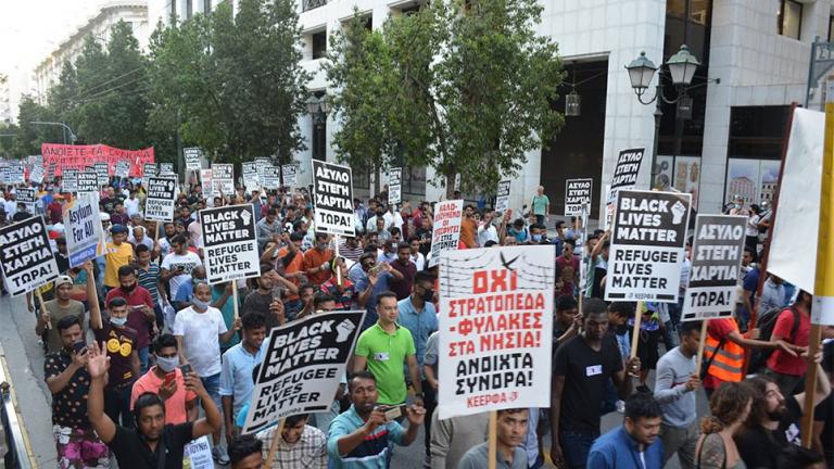 Το συλλαλητήριο μεταναστών οργανώθηκε από την ΑΝΤΑΡΣΥΑ και τον ΣΥΡΙΖΑ