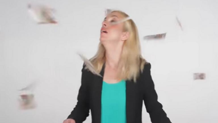 Στην αντεπίθεση ο ΣΥΡΙΖΑ για το σποτ - Για «επιλεκτική ευαισθησία» κατηγορεί την ΕΣΗΕΑ