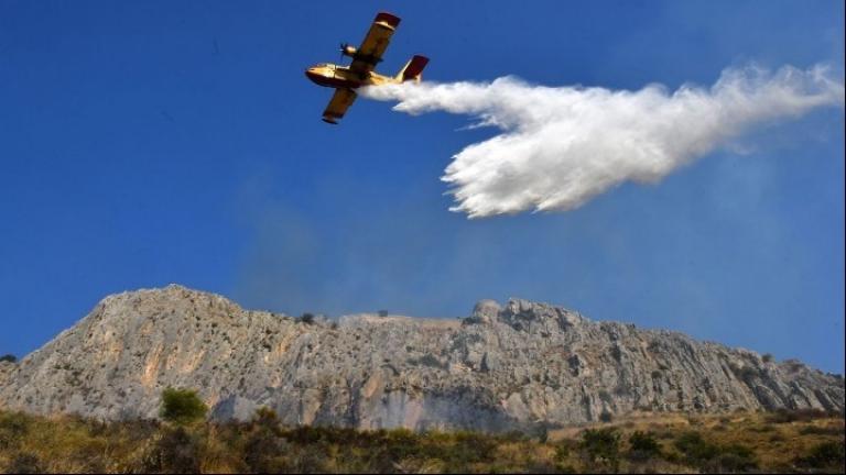 Σε εξέλιξη πυρκαγιά στην Αρχαία Ολυμπία