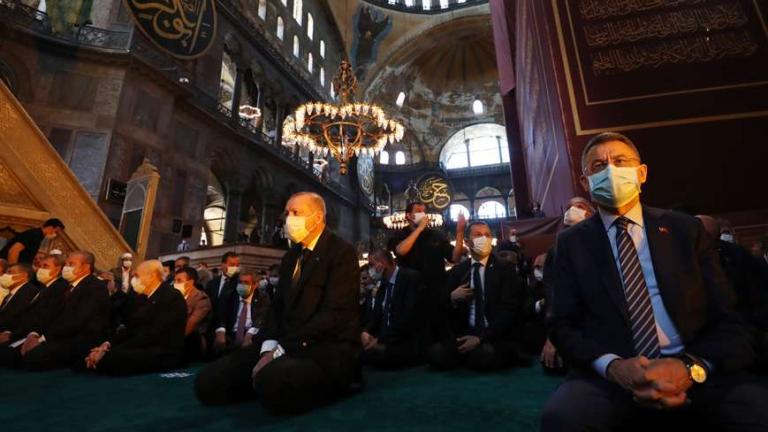 Αντιδράσεις για τη μετατροπή της Αγιάς Σοφιάς σε τζαμί