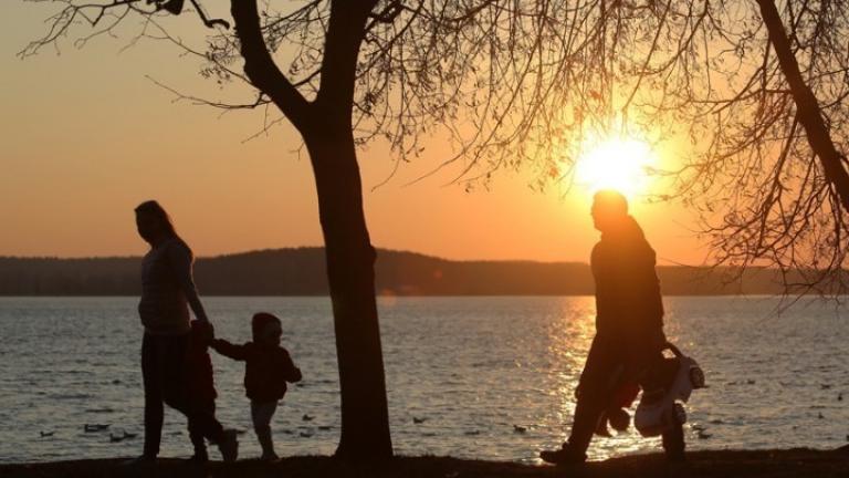 Η δημογραφική κρίση στη χώρα μας: Είναι μη αναστρέψιμη;