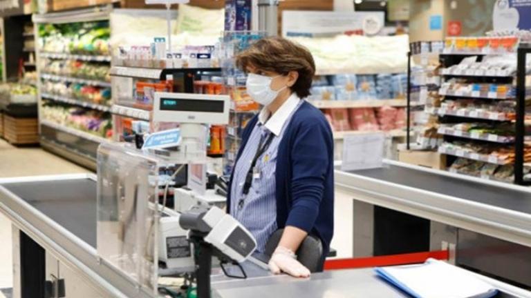 Κορονοϊός : Υποχρεωτική η μάσκα από αύριο στα σούπερ μάρκετ για εργαζομένους και πελάτες