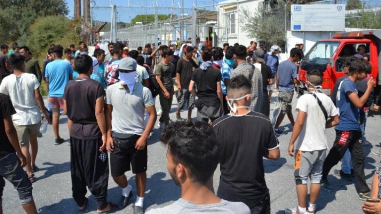 Μυτιλήνη: Αιματηρή συμπλοκή στη Μόρια – Νεκρός 21χρονος Αφγανός