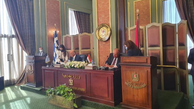 Ελλάδα και Αίγυπτος υπέγραψαν συμφωνία για την ΑΟΖ