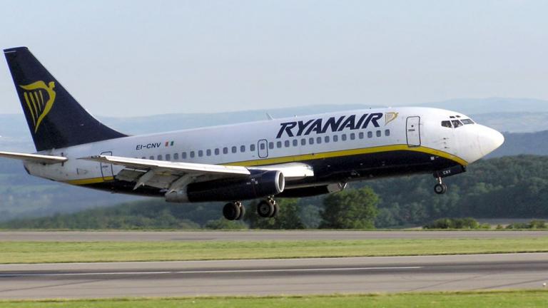 Βρετανία: Αεροπλάνο της Ryanair συνοδεύθηκε από καταδιωκτικά - Δύο συλλήψεις υπόπτων