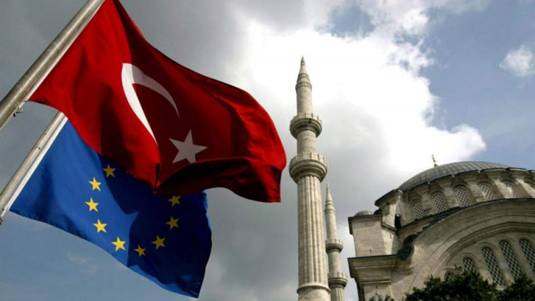 Η ΕΕ συνεχίζει να χαϊδεύει τον Ερντογάν που ετοιμάζεται να ανακοινώσει αύριο την ανακάλυψη φυσικού αερίου στην Μεσόγειο