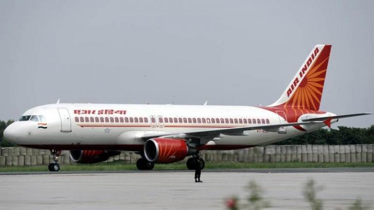 Συντριβή αεροσκάφους στην Ινδία με 191 επιβάτες