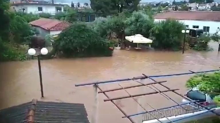  Εφιαλτική νύχτα στην Εύβοια: Δύο νεκροί, ένας αγνοούμενος