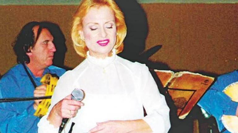 Παιχνίδι της μοίρας για τον αδερφό της Βίκυς Μοσχολιού! «Έφυγε» από τη ζωή χτυπημένος από τον καρκίνο!