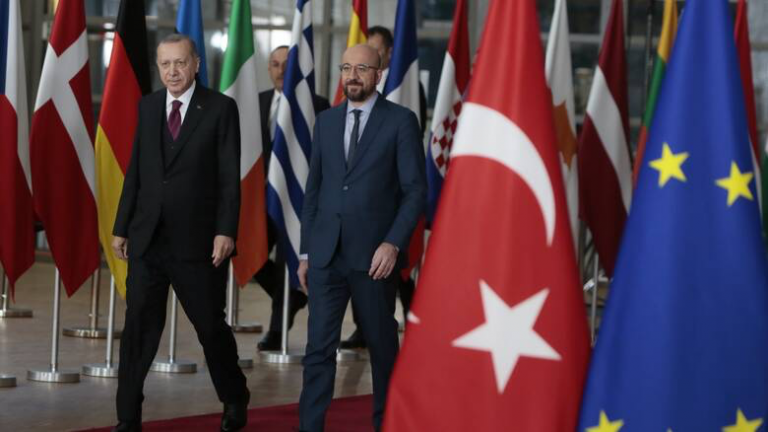 Ο Ερντογάν ξεσαλώνει και η Ευρωπαϊκή Ένωση του προσφέρει... κίνητρα