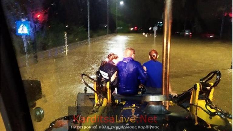 Κακοκαιρία ιανός: Μία γυναίκα νεκρή και δύο αγνοούμενοι στην Καρδίτσα