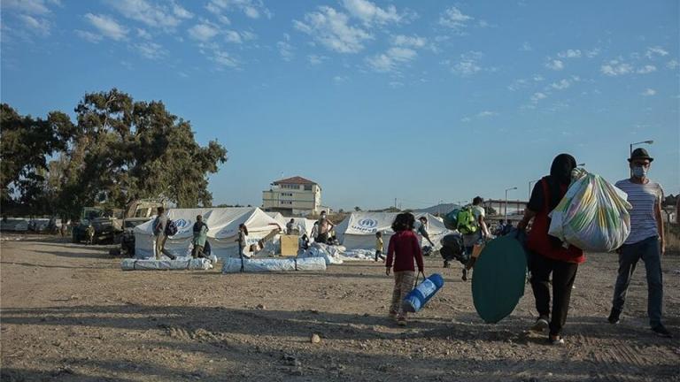 Στους 800 οι πρόσφυγες και μετανάστες που έχουν εισέλθει στον νέο καταυλισμό του Καρά Τεπέ - Με τηλε-συνεντεύξεις η εξέταση αιτημάτων ασύλου