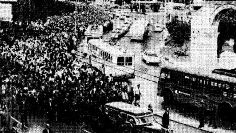 Σαν σήμερα 22 Σεπτεμβρίου 1971 η κηδεία του νομπελίστα ποιητή Γ. Σεφέρη εξελίσσεται σε διαδήλωση κατά της χούντας