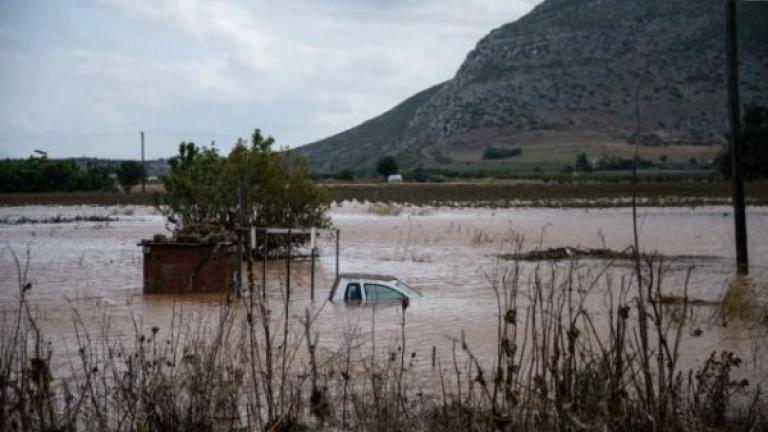 Τρεις νεκροί και τεράστιες καταστροφές από τον «Ιανό» - 'Ερευνες για τον εντοπισμό μιας 43χρονης