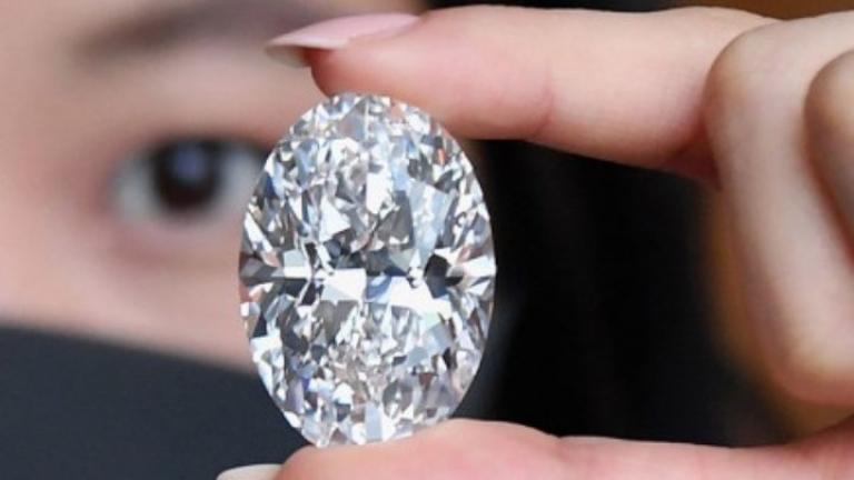 Διαμάντι 102 καρατίων πιθανόν να πιάσει 25 εκατ. ευρώ σε δημοπρασία