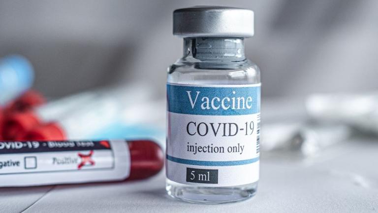 Ρωσία: Ο μαζικός εμβολιασμός κατά του κορονοϊού ενδέχεται να ξεκινήσει στα τέλη Νοέμβριου