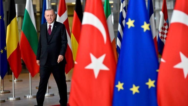 Η ΕΕ αφήνει ανενόχλητο τον Ερντογάν να απειλεί Ελλάδα και Κύπρο