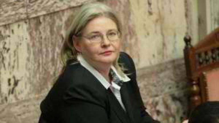 Ελένη Ζαρούλια: Διορίστηκε στη Βουλή ως μετακλητή υπάλληλος