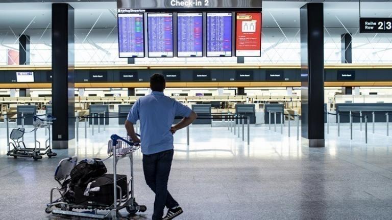 «Βουτιά» 68,9 % στην επιβατική κίνηση στα αεροδρόμια της χώρας, λόγω κορονοϊού