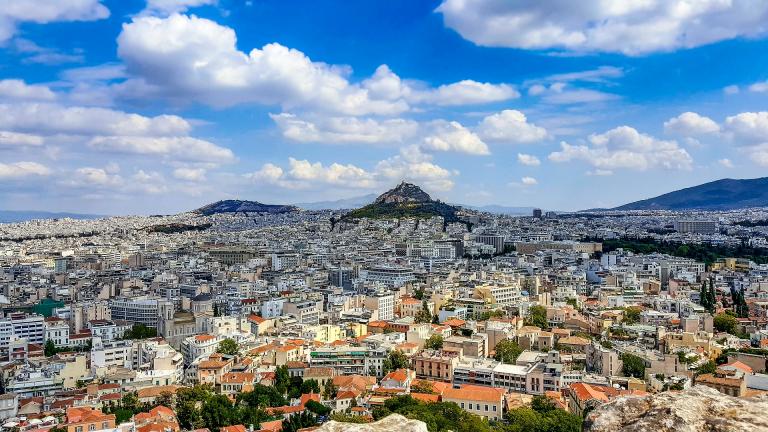 Ξεκινούν 14 μεγάλα επενδυτικά σχέδια 1,8 δις ευρώ στην Ελλάδα