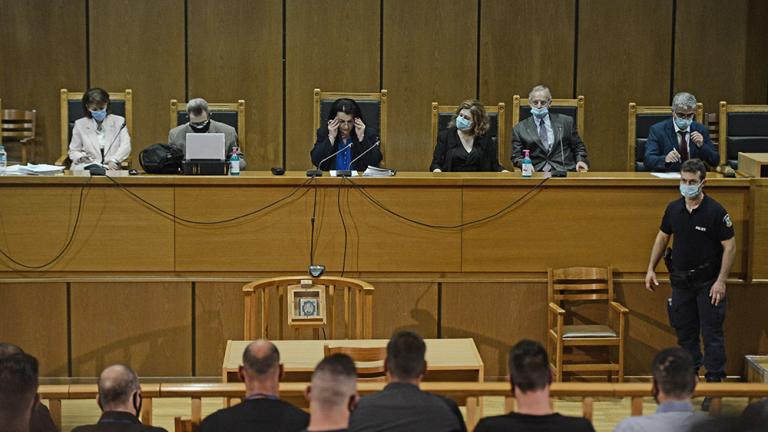 Ένοχο έκρινε το δικαστήρίο τον Γιώργο Ρουπακιά για τη δολοφονία του Παύλου Φύσσα στη δίκη της Χρυσής Αυγής μετά από 5,5 χρόνια ακροαματικής διαδικασίας και επτά χρόνια μετά τη δολοφονία του Φύσσα.