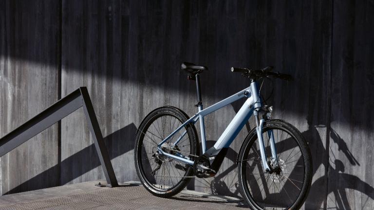 Εύκολες καθημερινές μετακινήσεις με τα νέα ηλεκτρικά ποδήλατα από την BMW
