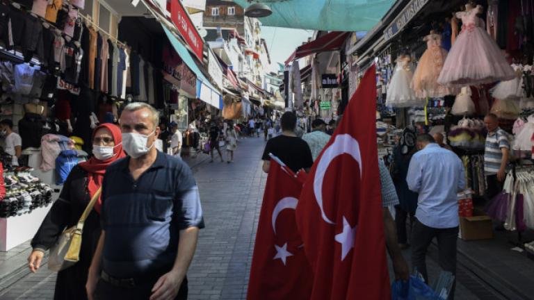 Το τρίπτυχο Ερντογάν: Ισλαμο-εθνικισμός, κατάργηση της Λωζάνης και τιμωρία με το… ρακί