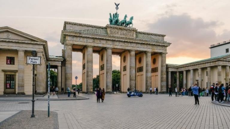Γερμανία-Covid-19: «Επικίνδυνη περιοχή» πλέον ολόκληρο το Βερολίνο