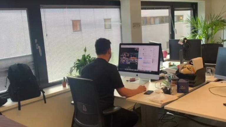 Πως χάρις στο Twitter ένας δημοσιογράφος «μπήκε» στην απόρρητη σύσκεψη του ΝΑΤΟ