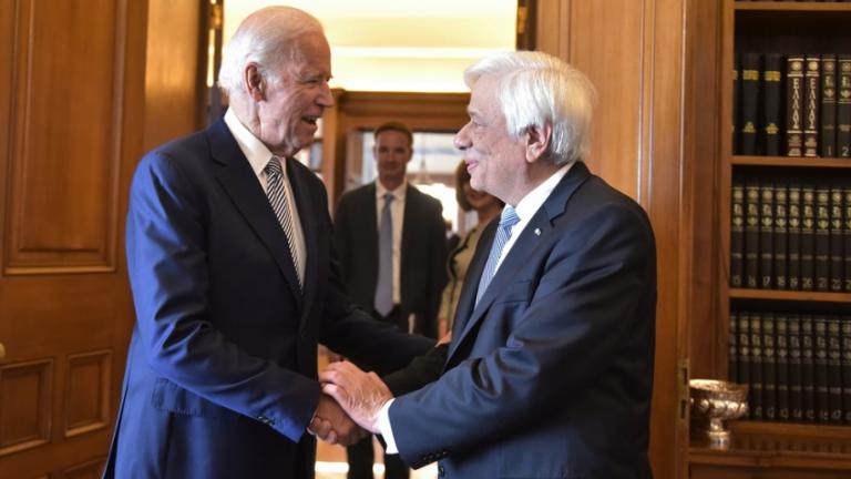 Η επίσκεψη του Τζο Μπάιντεν στην Αθήνα και η συνάντησή του με τον τότε Πρόεδρο της Δημοκρατίας Προκόπη Παυλόπουλο