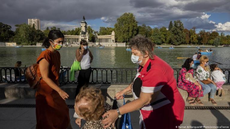 Κορονοϊός: Πως η Μαδρίτη με τοπικά λόκνταουν αντί για λουκέτο παντού και συνεχή τεστ αντισωμάτων μείωσαν τα κρούσματα