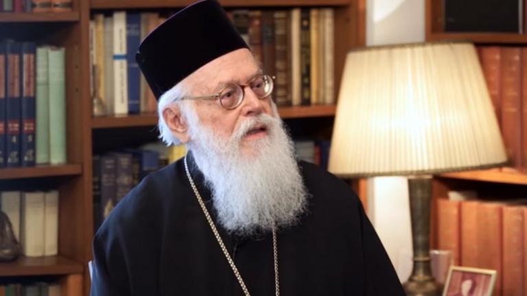 Θετικός στον κορονοϊό ο Αρχιεπίσκοπος Αλβανίας: Μεταφέρεται στην Ελλάδα με C-130 