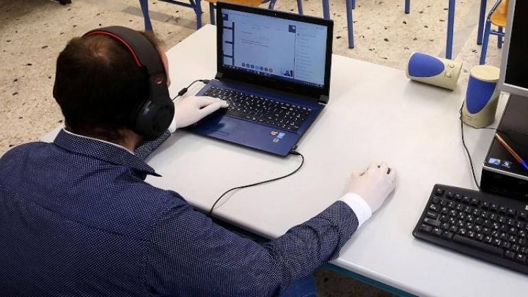 Τηλεκπαίδευση: Ομαλή έναρξη σήμερα για 35.000 ψηφιακές τάξεις