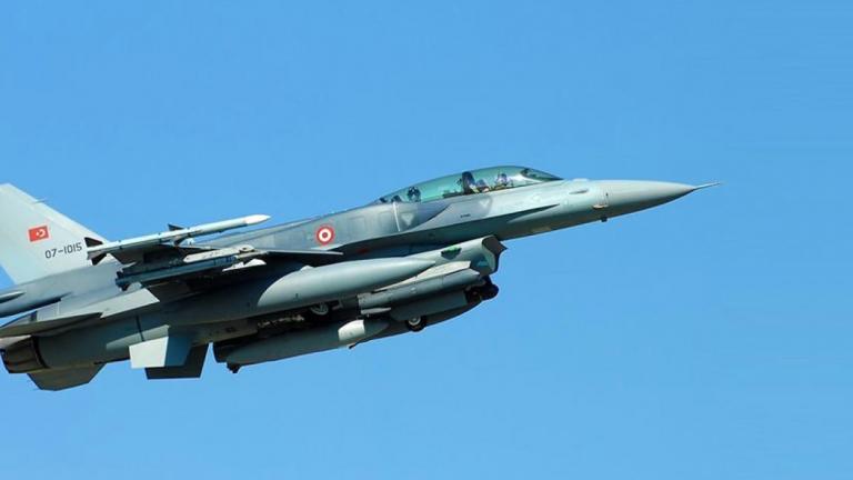 Τουρκικό F-16 πέταξε πάνω από τη Σάμο