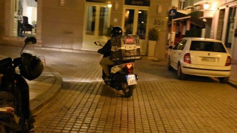 Τι ισχύει από την Παρασκευή 13/11 για take away και delivery μετά την ανακοίνωση για απαγόρευση κυκλοφορίας 21:00-05:00