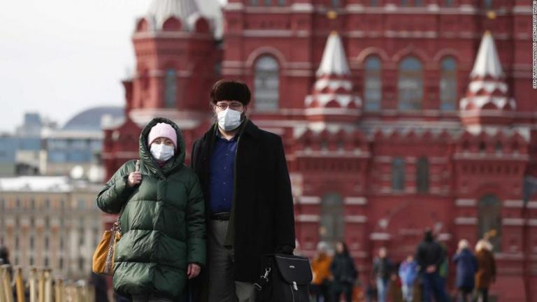 Αριθμός-ρεκόρ κρουσμάτων κορονοϊού στη Ρωσία - Παγοδρόμιο στη Μόσχα μετατρέπεται σε νοσοκομείο