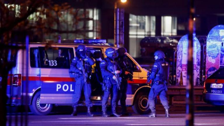 Τρομοκρατικό χτύπημα στη Βιέννη – Τουλάχιστον τρεις νεκροί