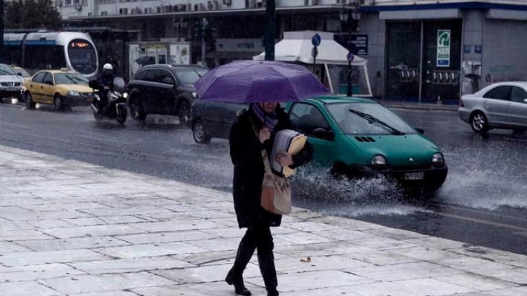 Καιρός για Τετάρτη 11/11: Βροχές και τοπικές καταιγίδες - Άνεμοι έως 8 μποφόρ