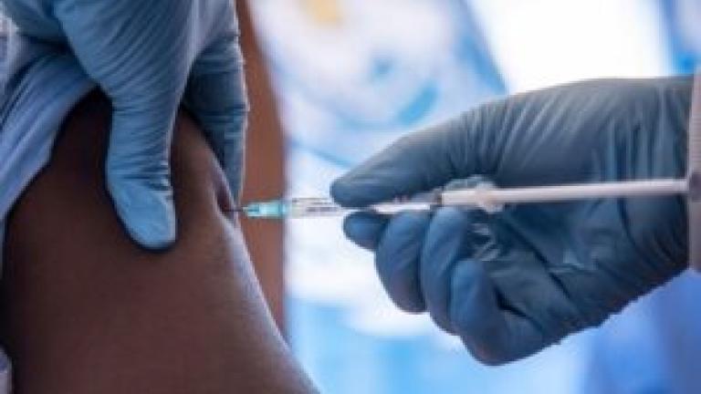 Κορονοϊός: Μπορεί το εμβόλιο της γρίπης να ενισχύσει την ανοσία;