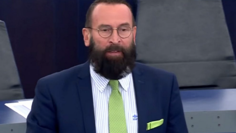 Σκάνδαλο: Ούγγρος ευρωβουλευτής συνελήφθη σε κορονοπάρτι στις Βρυξέλλες