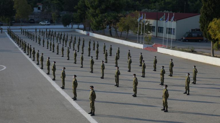 Το ΓΕΣ δημοσίευσε προκήρυξη για μετατάξεις