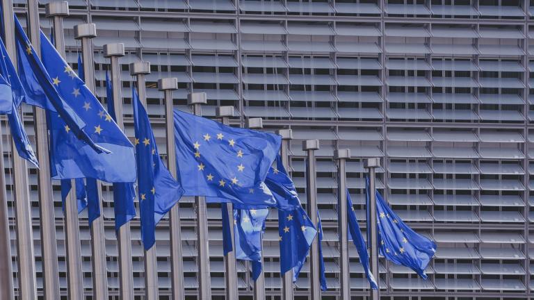 ΕΕ-FAZ: Η Ευρωπαϊκή Επιτροπή επεξεργάζεται προτάσεις για το Ταμείο ανάκαμψης χωρίς την Πολωνία και την Ουγγαρία