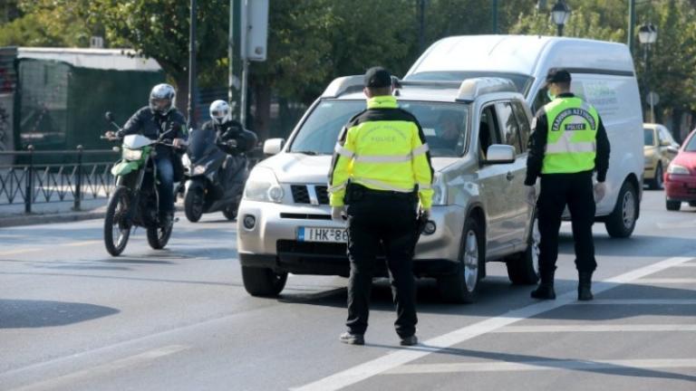 Πρωτοχρονιά όπως... Χριστούγεννα, με εντατικότερους ελέγχους και πάνω από 10.000 αστυνομικούς στους δρόμους