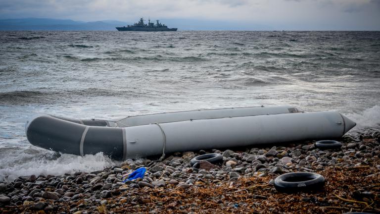 Την Τουρκία και τις ΜΚΟ δείχνει ως υπεύθυνους του ναυαγίου ο Μηταράκης- Αγνοούνται δύο γυναίκες