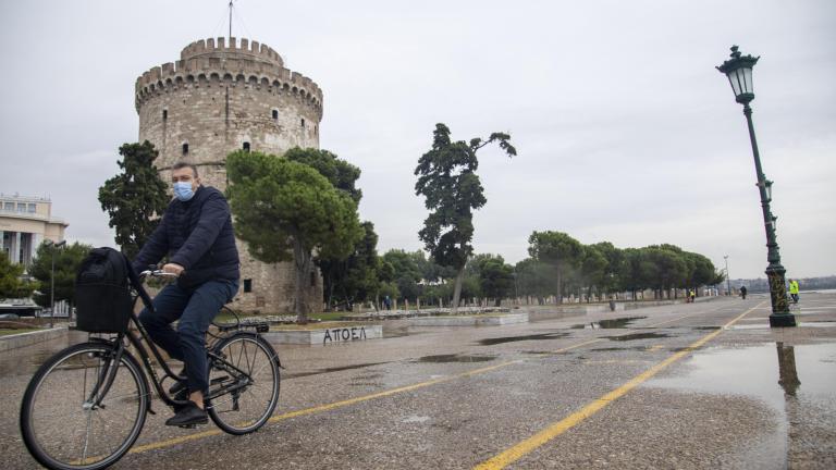 Καμπανάκι  ΑΠΘ: Δραματική αύξηση των κρουσμάτων αν δεν τηρηθούν πολύ αυστηρά μέτρα προστασίας