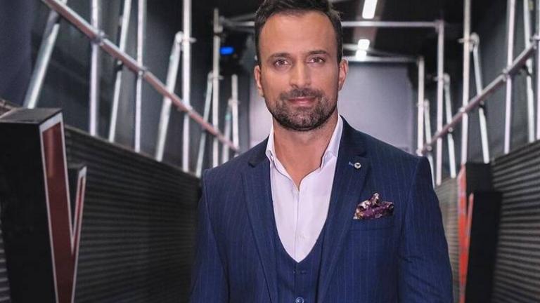 Έγκυος η σύντροφός του